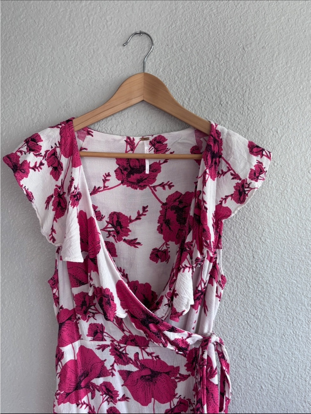 Free People French Quarter Wrap Dress Pink Floral Ruffle Boho Mini Cottagecore L - Picture 9 of 10